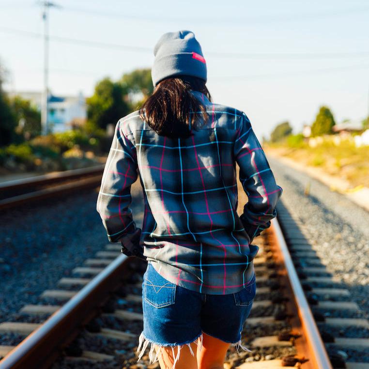 Shreddy Flannel x Dixxon V7 (WOMENS) - Shreddy